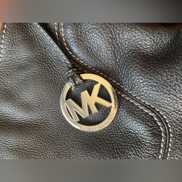 Michael Kors Brookville Black Leather Handbag Purse Medium Size - Picture 4 of 6